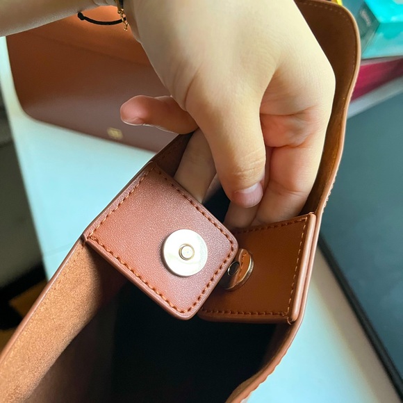 Parisa Wang Allured Medium Tote Bag - Picture 6 of 7